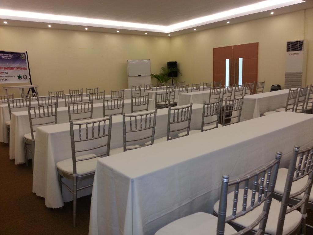 Parkway Hotel 수리가오 외부 사진
