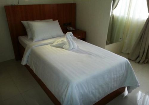 Parkway Hotel 수리가오 외부 사진